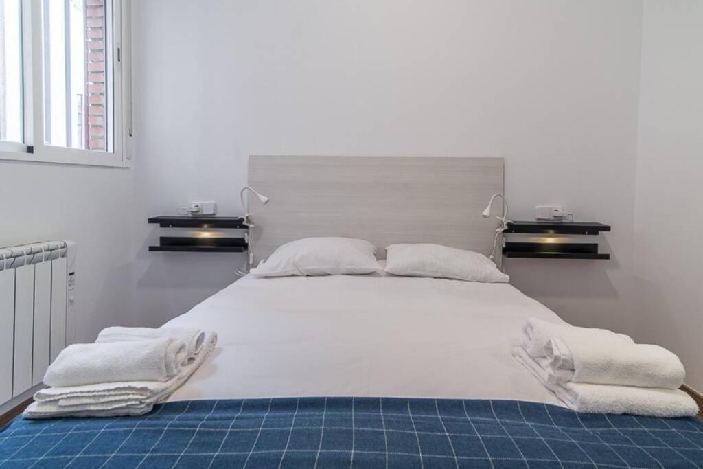 #15Pin-1 Apartamento De Un Dormitorio En Tetuan Madrid Exterior photo
